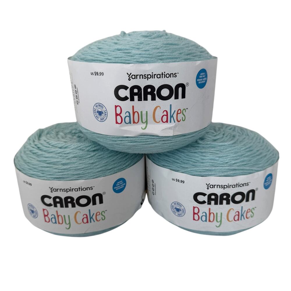 Yarnspirations Caron Baby Cakes Yarn Icy Aqua 8.5 oz 560 Yards Lot of 3